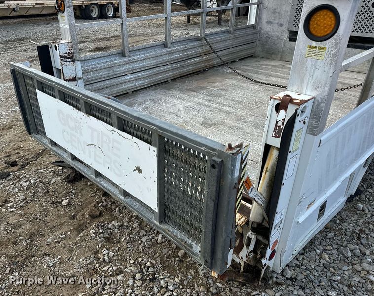 image for item EN4505 Stellar 1302AL service truck bed