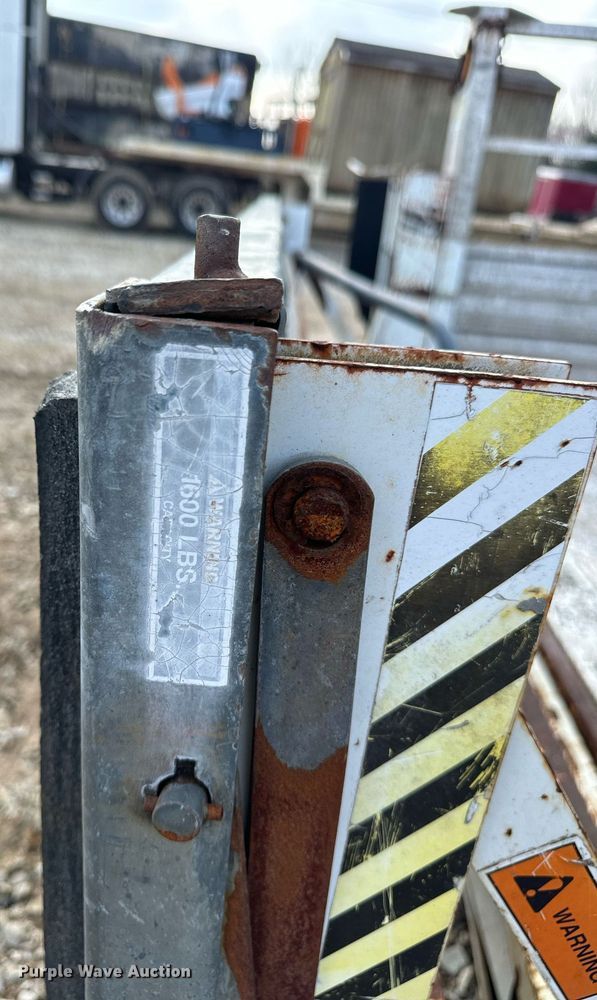 image for item EN4505 Stellar 1302AL service truck bed