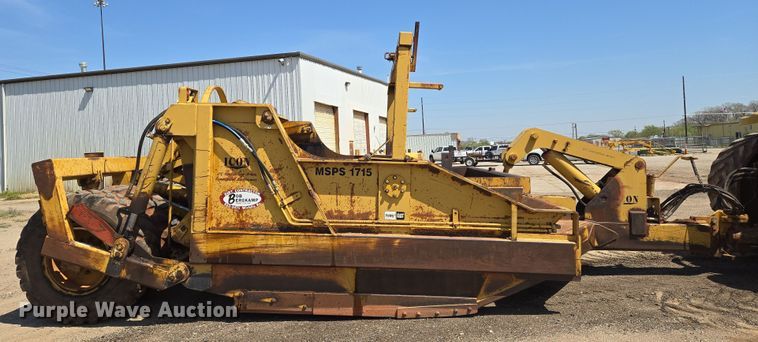 image for item EN8889 2000 Icon 17C Earthmover  scraper