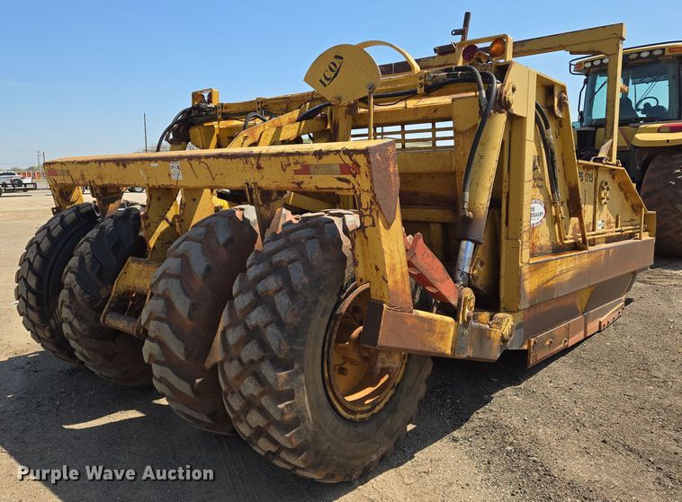 image for item EN8889 2000 Icon 17C Earthmover  scraper