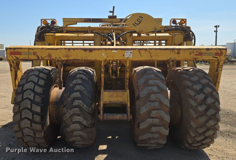 image for item EN8889 2000 Icon 17C Earthmover  scraper