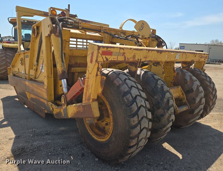 image for item EN8889 2000 Icon 17C Earthmover  scraper