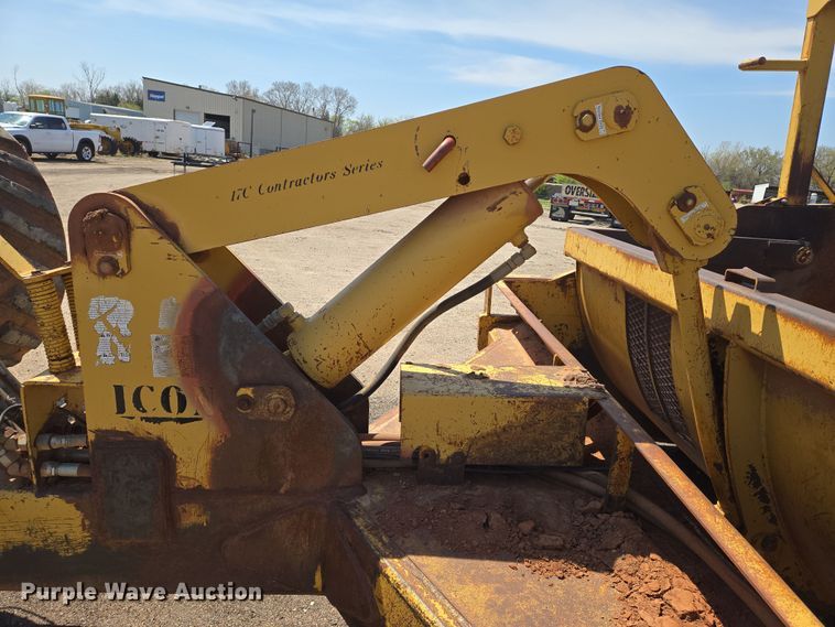 image for item EN8889 2000 Icon 17C Earthmover  scraper