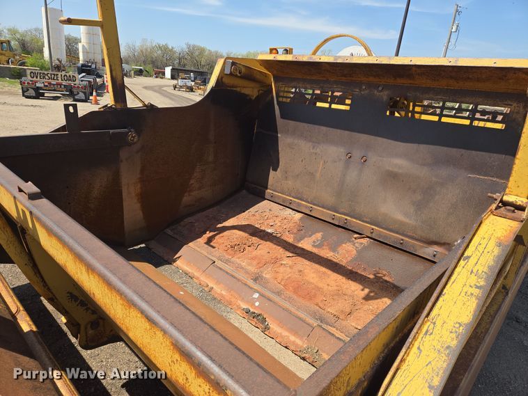 image for item EN8889 2000 Icon 17C Earthmover  scraper