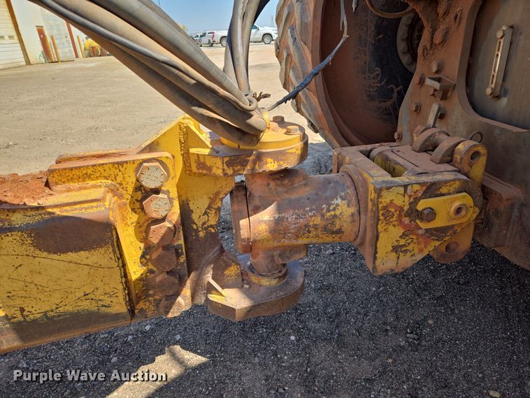 image for item EN8889 2000 Icon 17C Earthmover  scraper