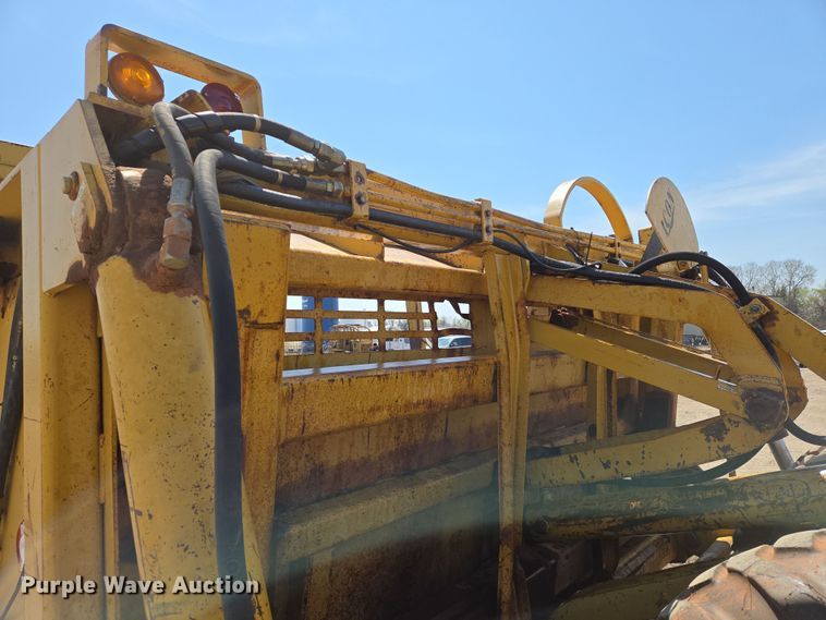 image for item EN8889 2000 Icon 17C Earthmover  scraper