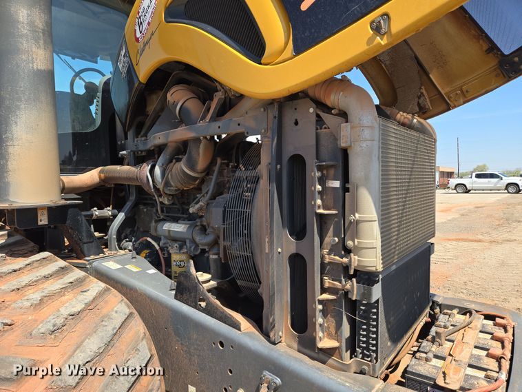 image for item EN8890 2004 Caterpillar  Challenger MT855 tractor