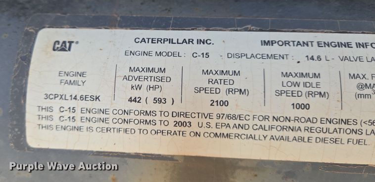 image for item EN8890 2004 Caterpillar  Challenger MT855 tractor