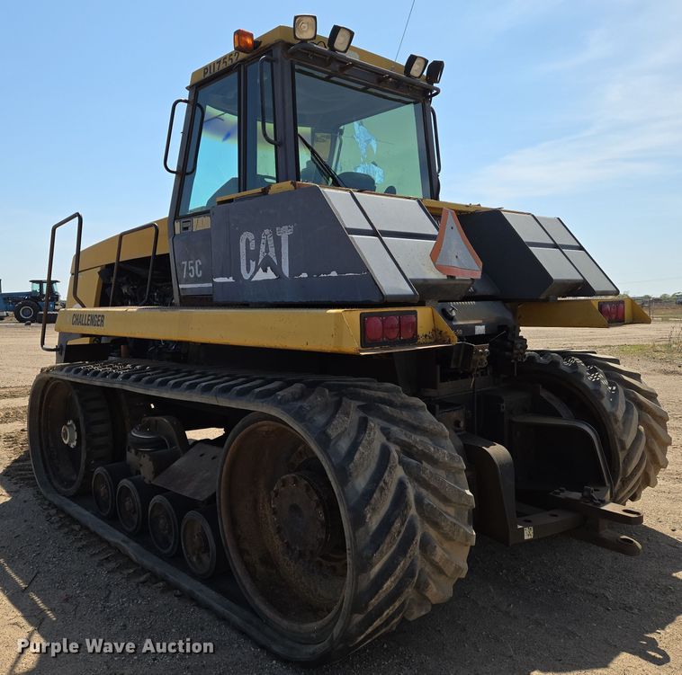 image for item EN8891 1994 Caterpillar Challenger 75C tractor