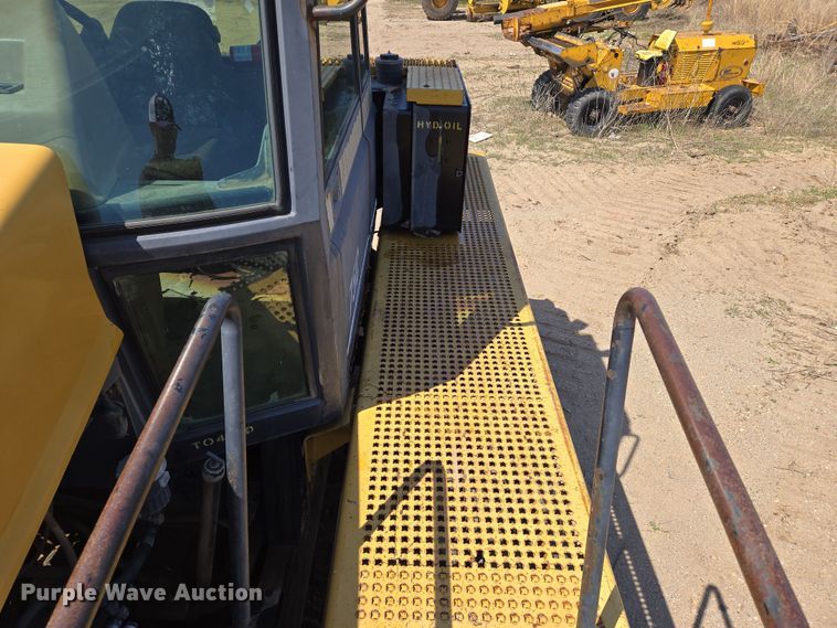 image for item EN8891 1994 Caterpillar Challenger 75C tractor