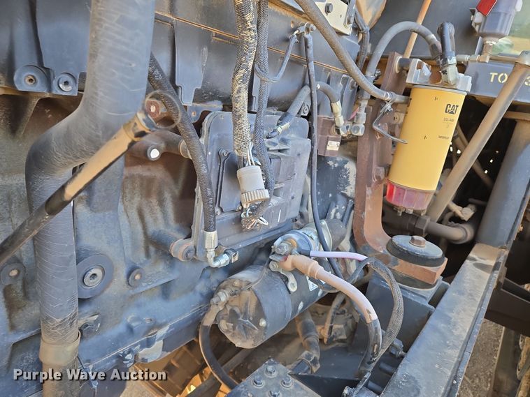 image for item EN8891 1994 Caterpillar Challenger 75C tractor