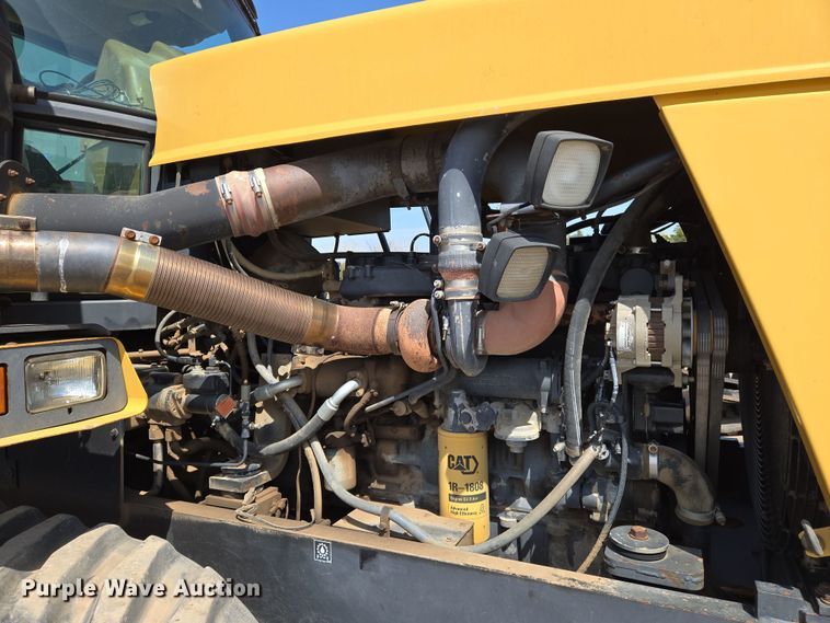 image for item EN8891 1994 Caterpillar Challenger 75C tractor