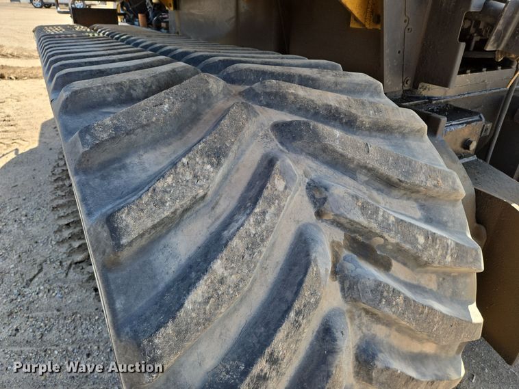 image for item EN8891 1994 Caterpillar Challenger 75C tractor