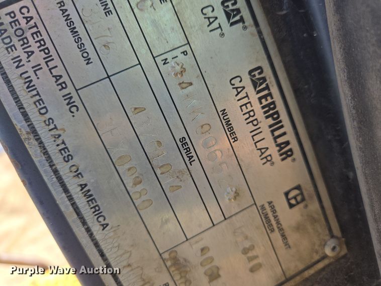 image for item EN8891 1994 Caterpillar Challenger 75C tractor