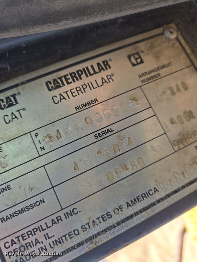 image for item EN8891 1994 Caterpillar Challenger 75C tractor