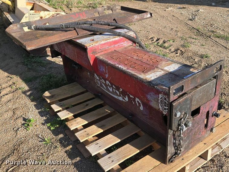 image for item EO0762 Cyclone skid steer hammer