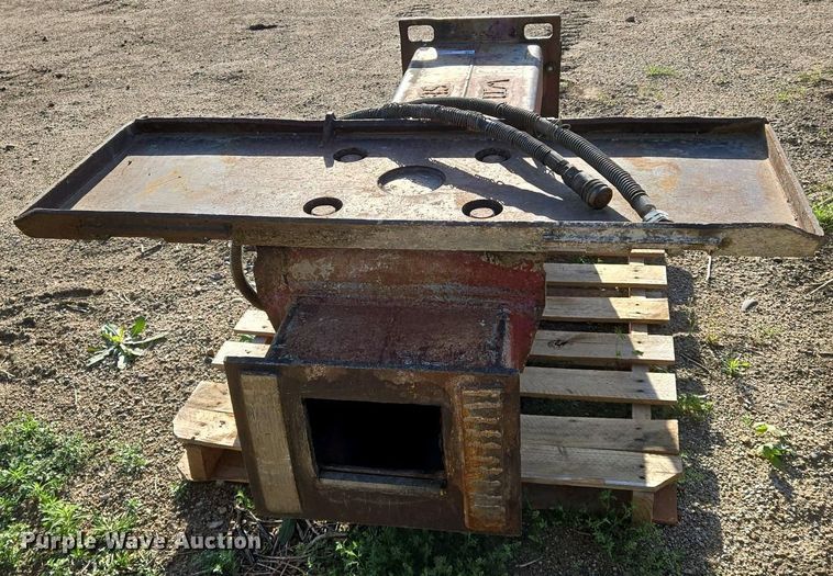 image for item EO0762 Cyclone skid steer hammer