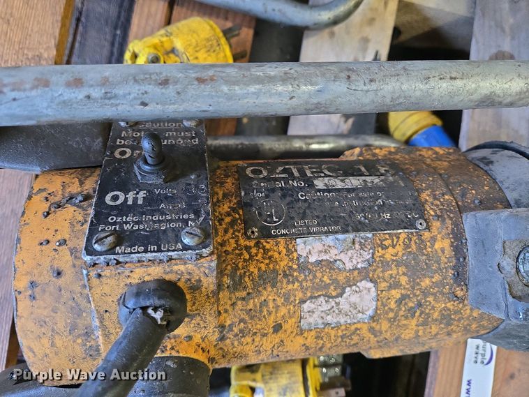 image for item EO0764 (6) concrete vibrators