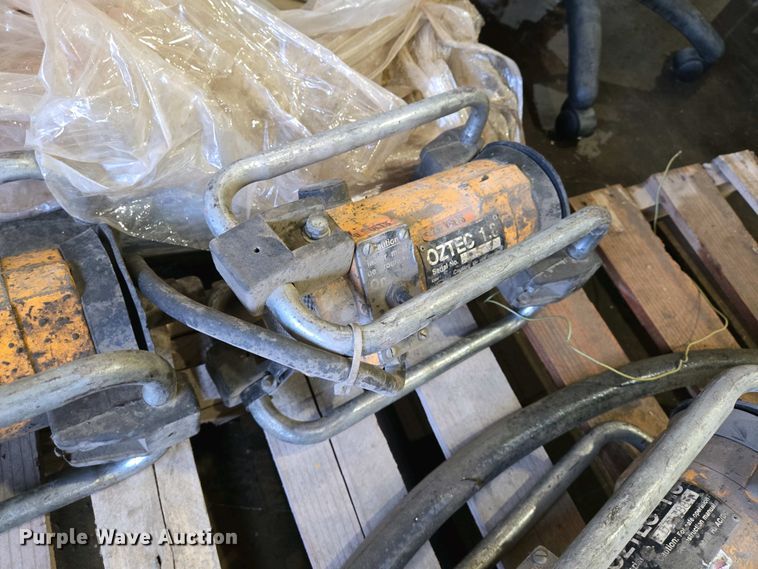 image for item EO0764 (6) concrete vibrators