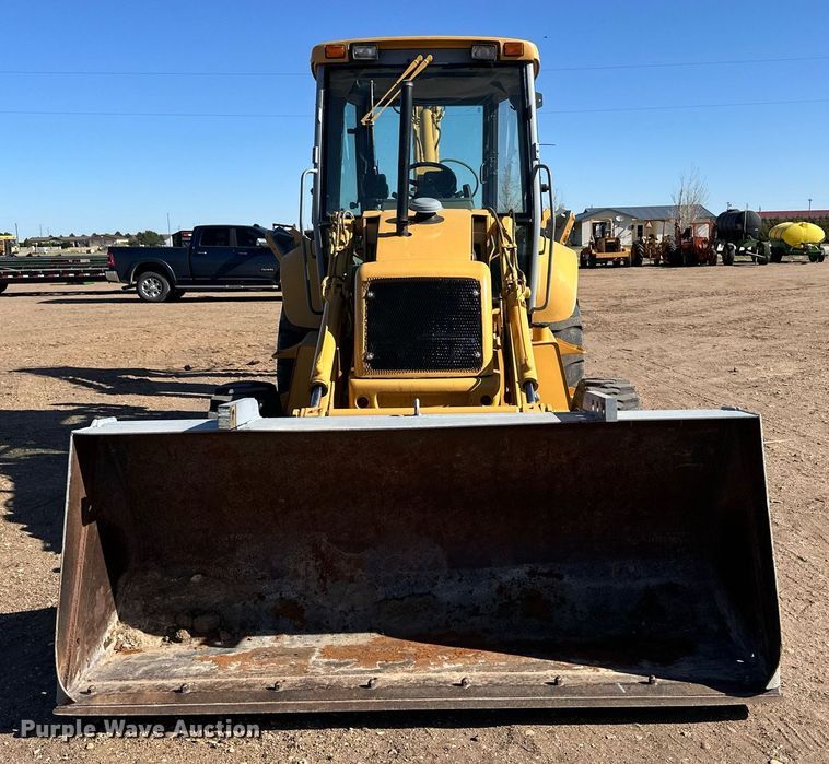 image for item EQ4631 1997 New Holland 575E backhoe