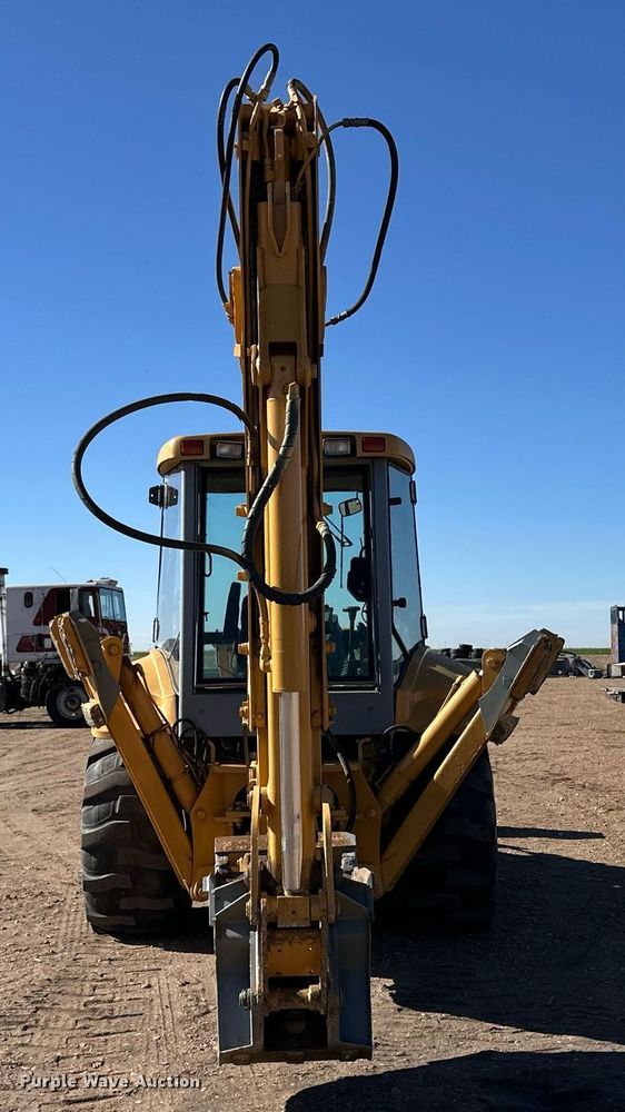 image for item EQ4631 1997 New Holland 575E backhoe