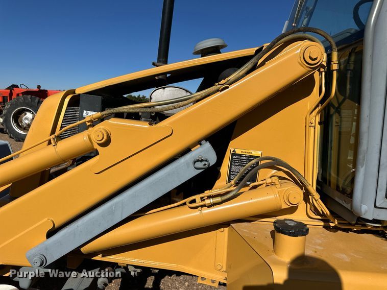 image for item EQ4631 1997 New Holland 575E backhoe