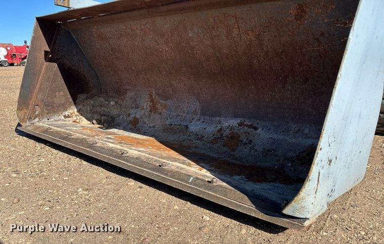 image for item EQ4631 1997 New Holland 575E backhoe