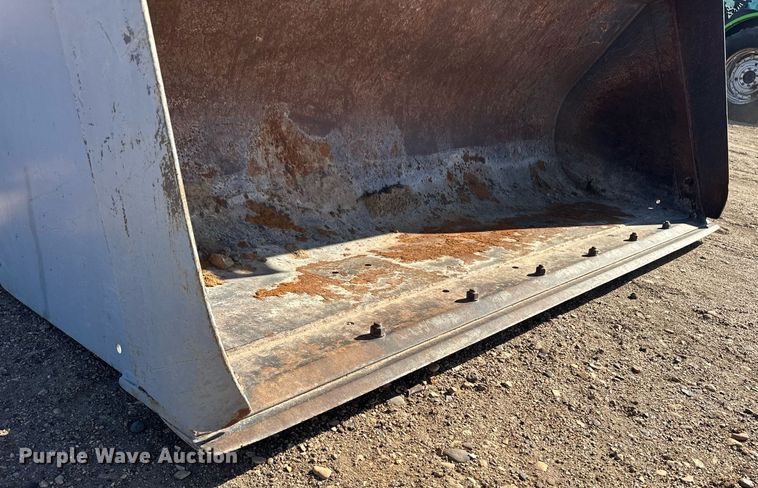 image for item EQ4631 1997 New Holland 575E backhoe