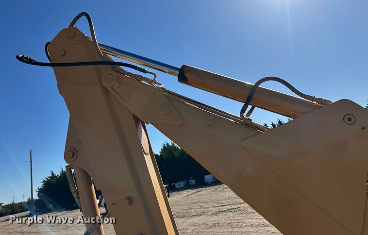 image for item EQ4631 1997 New Holland 575E backhoe