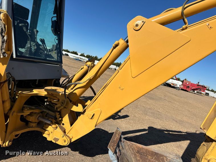 image for item EQ4631 1997 New Holland 575E backhoe