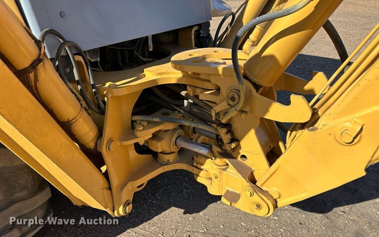 image for item EQ4631 1997 New Holland 575E backhoe