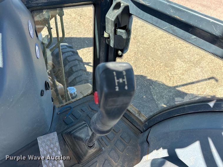 image for item EQ4631 1997 New Holland 575E backhoe