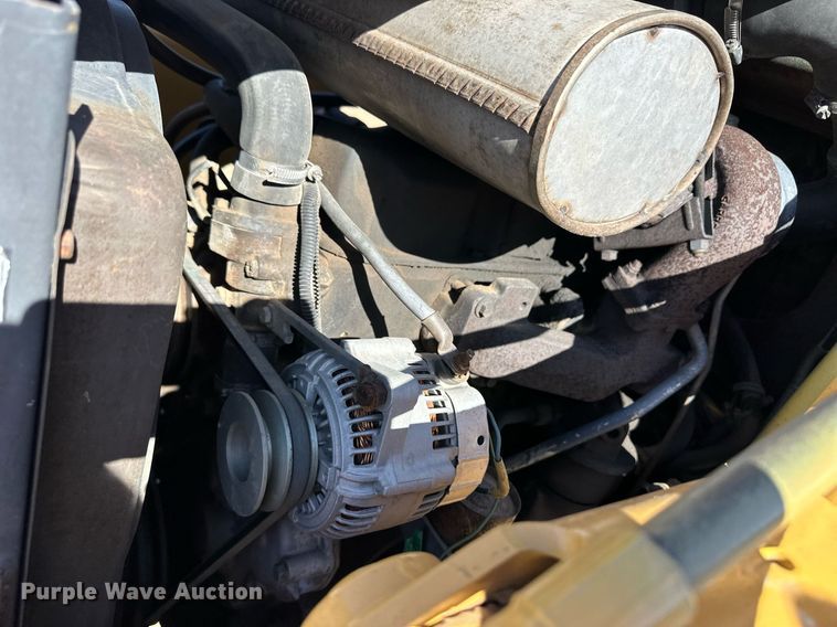 image for item EQ4631 1997 New Holland 575E backhoe