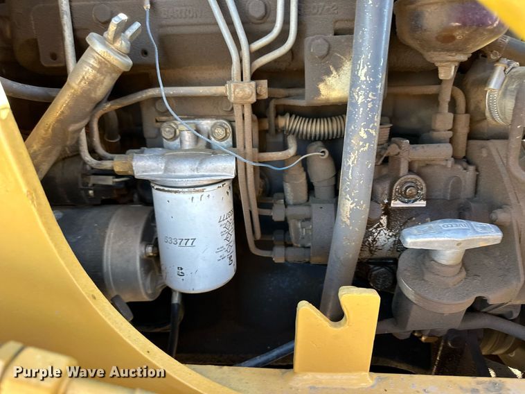 image for item EQ4631 1997 New Holland 575E backhoe