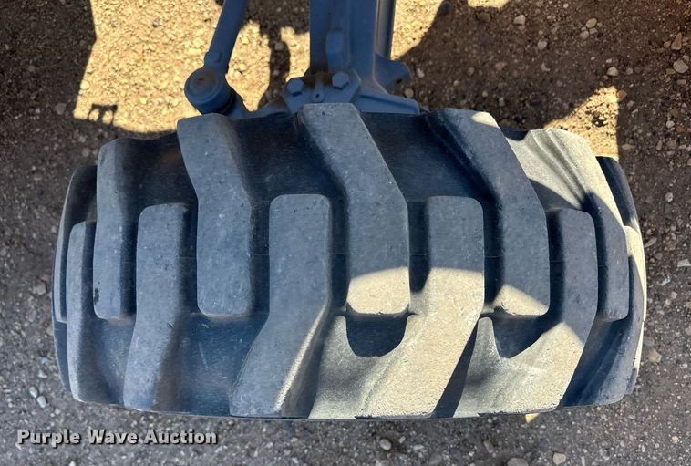 image for item EQ4631 1997 New Holland 575E backhoe