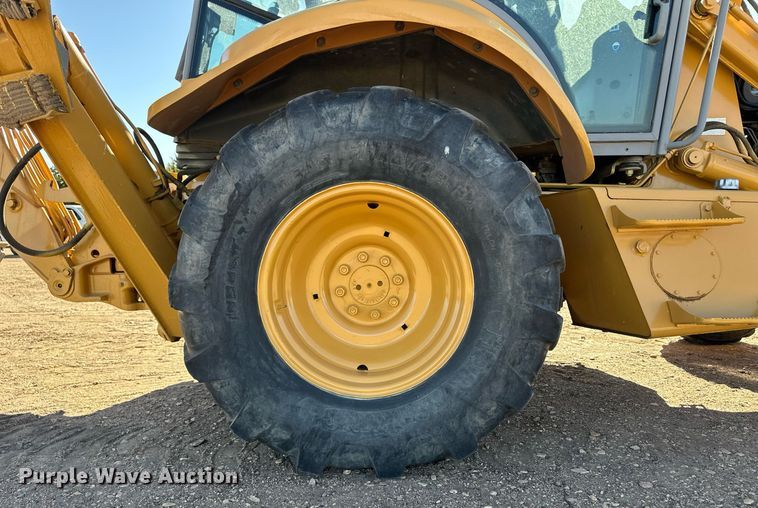 image for item EQ4631 1997 New Holland 575E backhoe