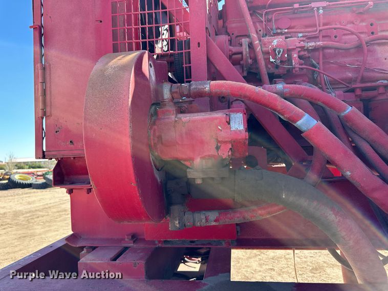 image for item EQ4642 RSI shredder trailer