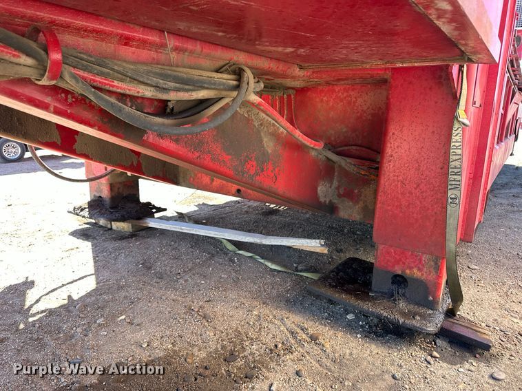 image for item EQ4642 RSI shredder trailer