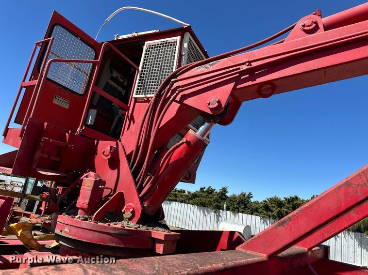 image for item EQ4642 RSI shredder trailer