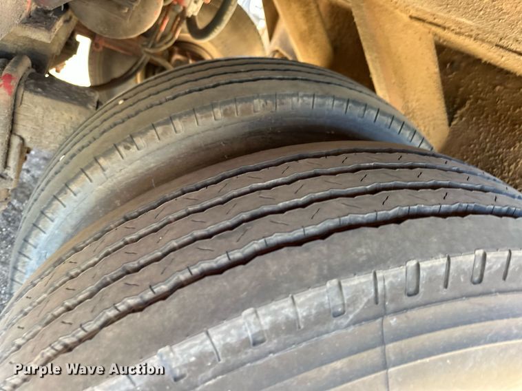 image for item EQ4642 RSI shredder trailer