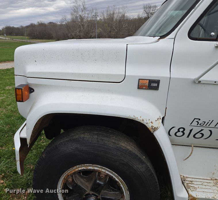 image for item EQ6983 1983 GMC 7000 fuel truck