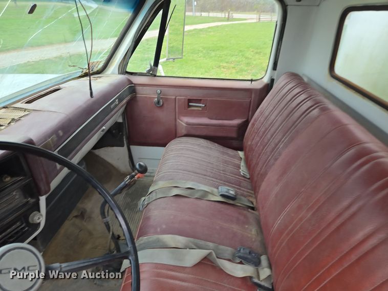 image for item EQ6983 1983 GMC 7000 fuel truck