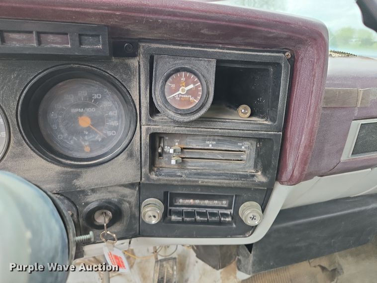 image for item EQ6983 1983 GMC 7000 fuel truck