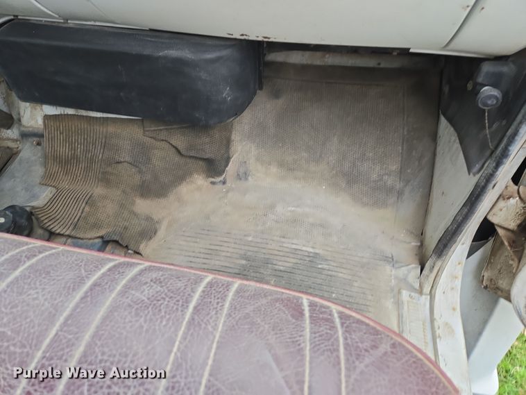 image for item EQ6983 1983 GMC 7000 fuel truck