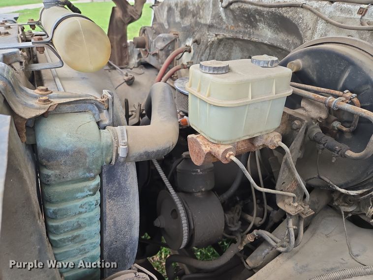 image for item EQ6983 1983 GMC 7000 fuel truck