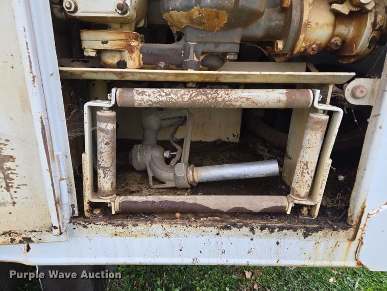 image for item EQ6983 1983 GMC 7000 fuel truck