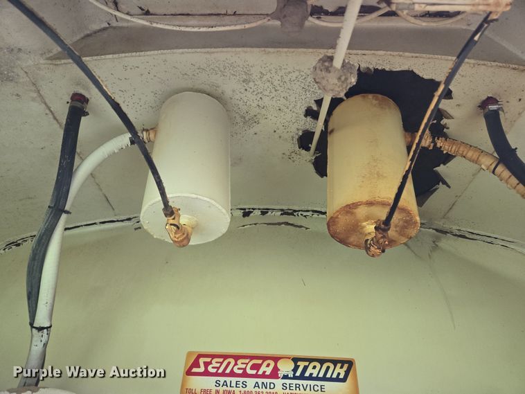 image for item EQ6983 1983 GMC 7000 fuel truck