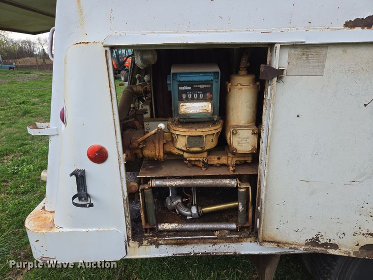 image for item EQ6983 1983 GMC 7000 fuel truck