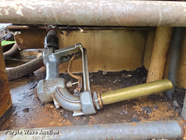 image for item EQ6983 1983 GMC 7000 fuel truck