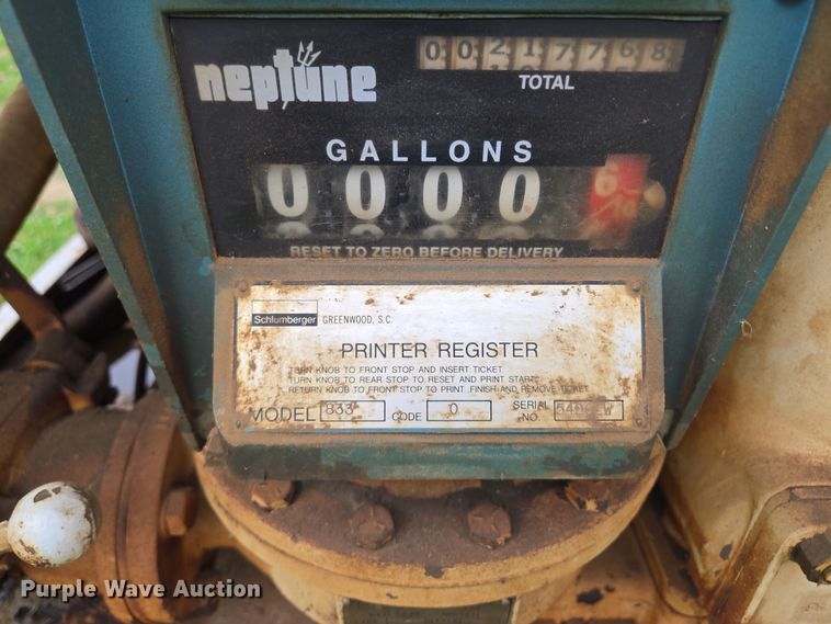 image for item EQ6983 1983 GMC 7000 fuel truck